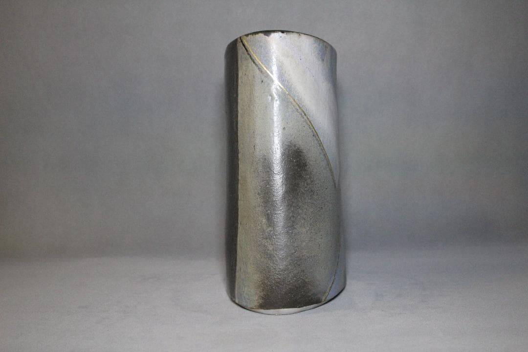 【龍風】美術品　土肥心之典作　陶器　置物　共箱付（本物保証）