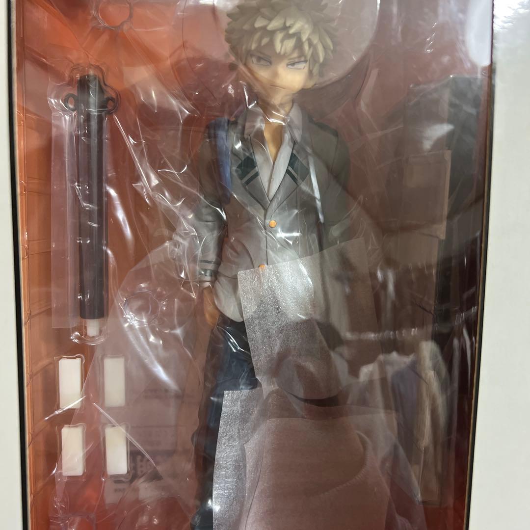 ヒロアカ　フィギュア　爆豪　制服ver.