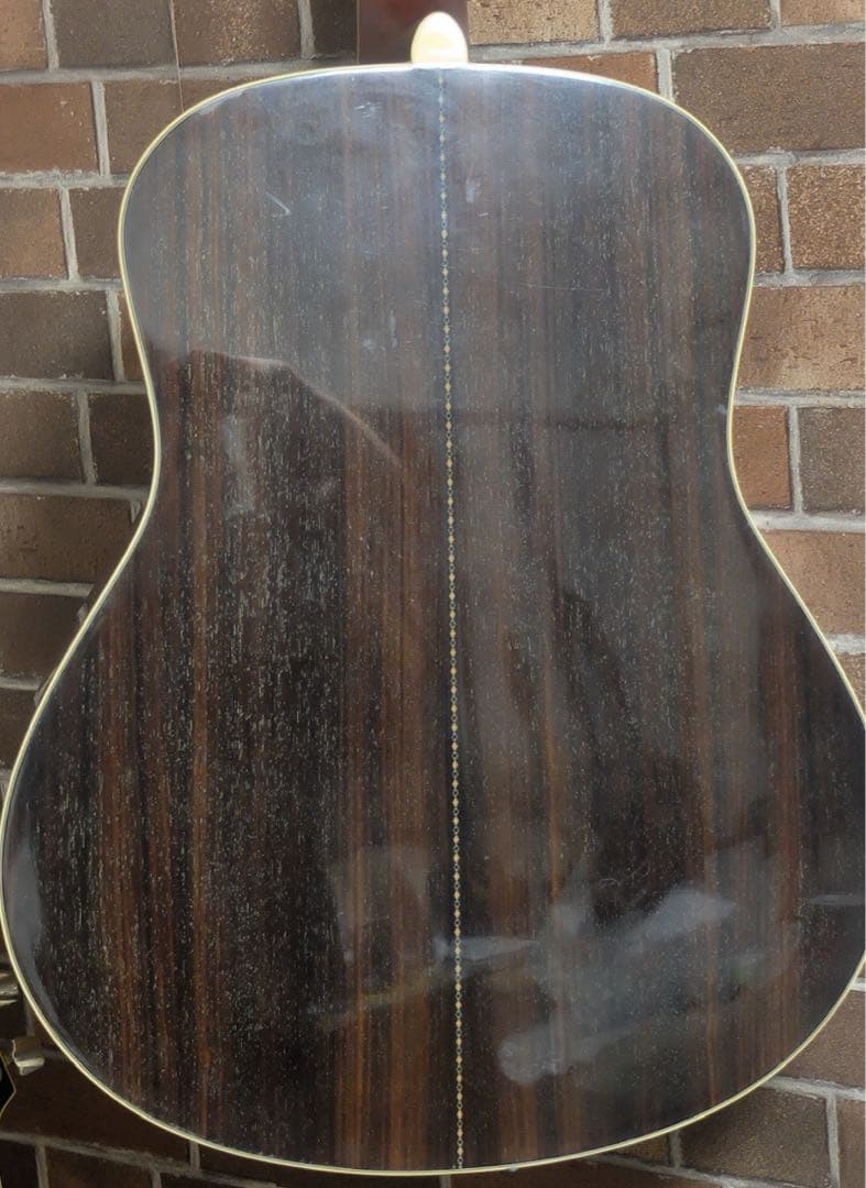徳*ん様 売り切り、訳あり　YAMAHA　アコースティックギターLL-6 J