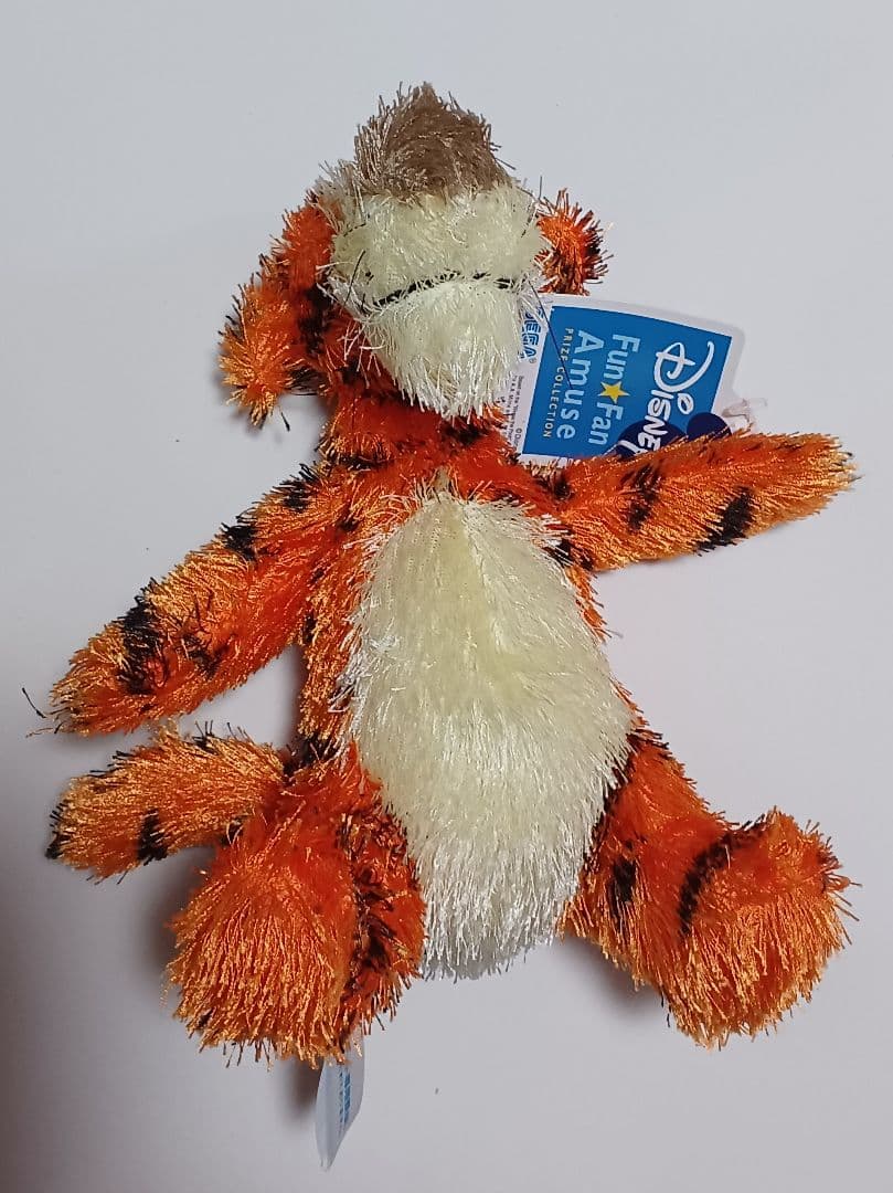 ディズニー　くまのプーさん　キュートサイズシャイニーカラーふわふわぬいぐるみ