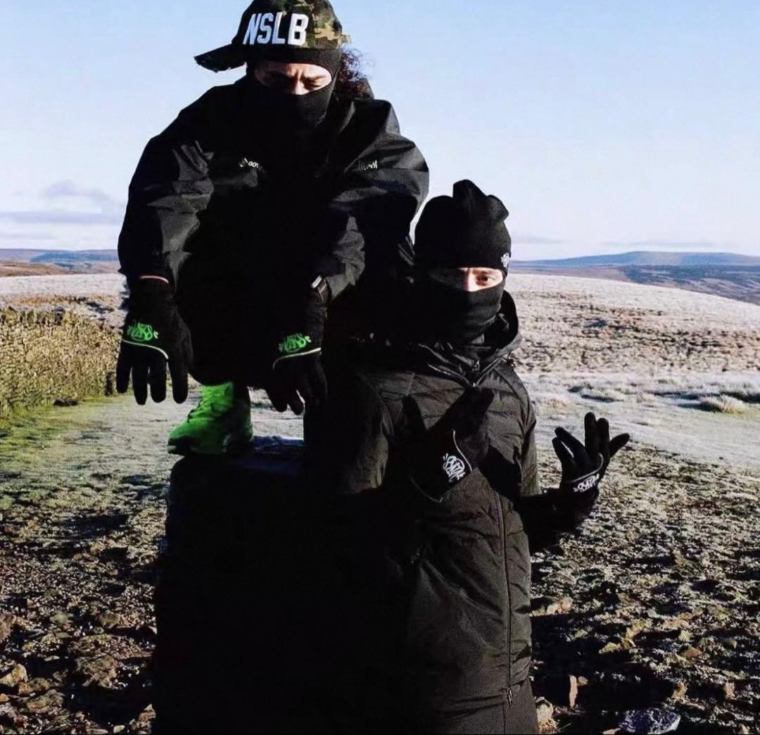 synaworld trace gloves 手袋 ブラック