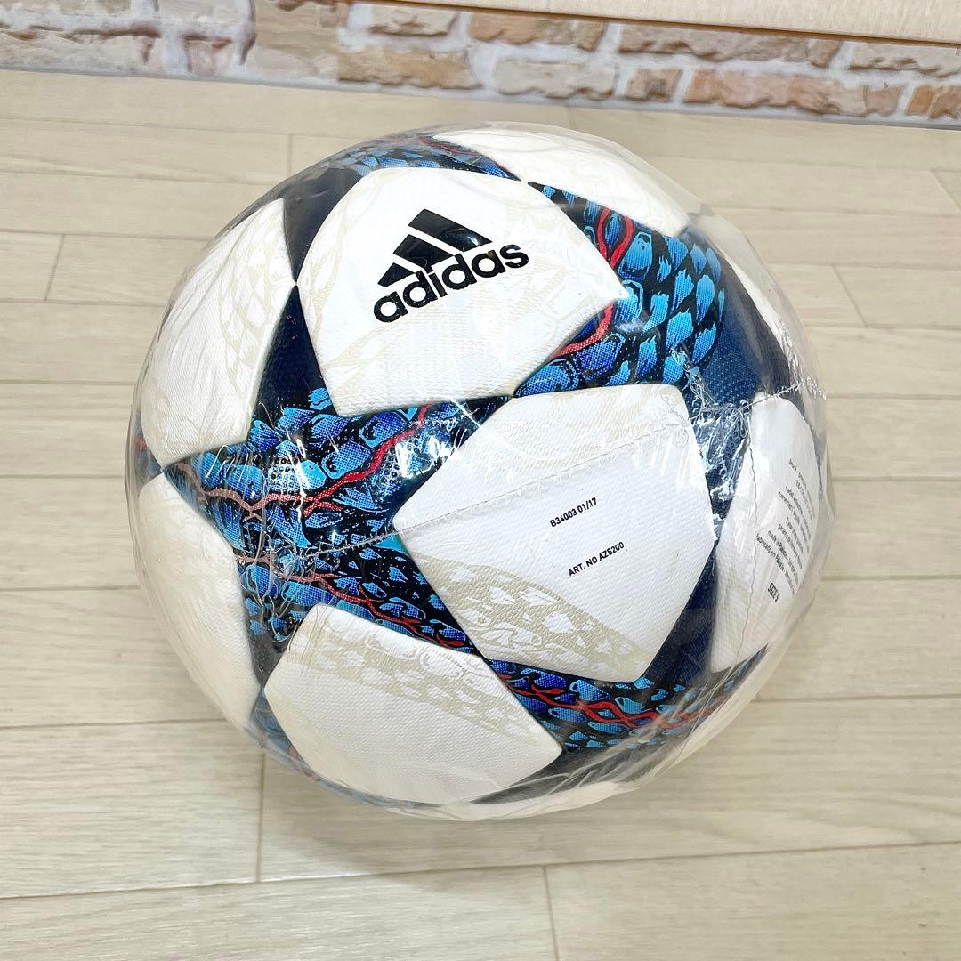 希少　未開封　サッカーボール　UEFA 2017　カーディフ 公式　試合球　5号