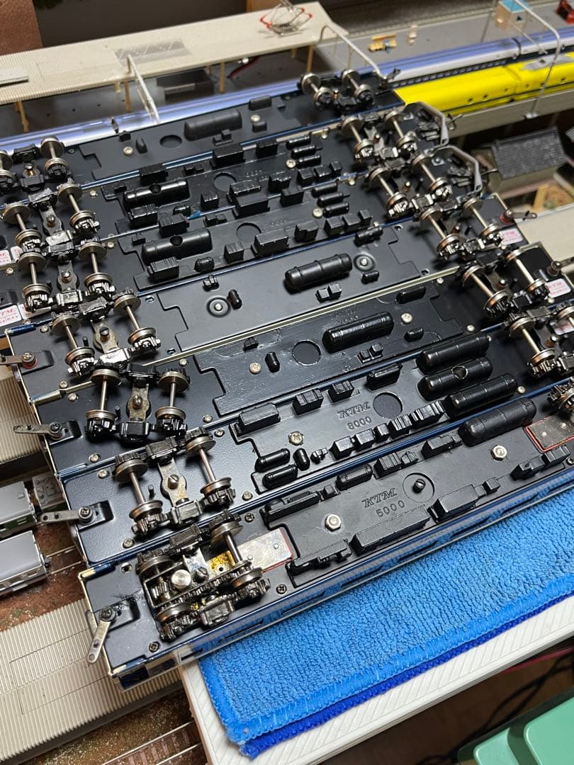 KTM 581系HO＋おまけ機関車4両＋更におまけ1両