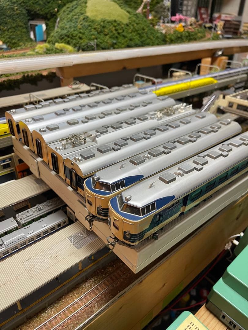 KTM 581系HO＋おまけ機関車4両＋更におまけ1両