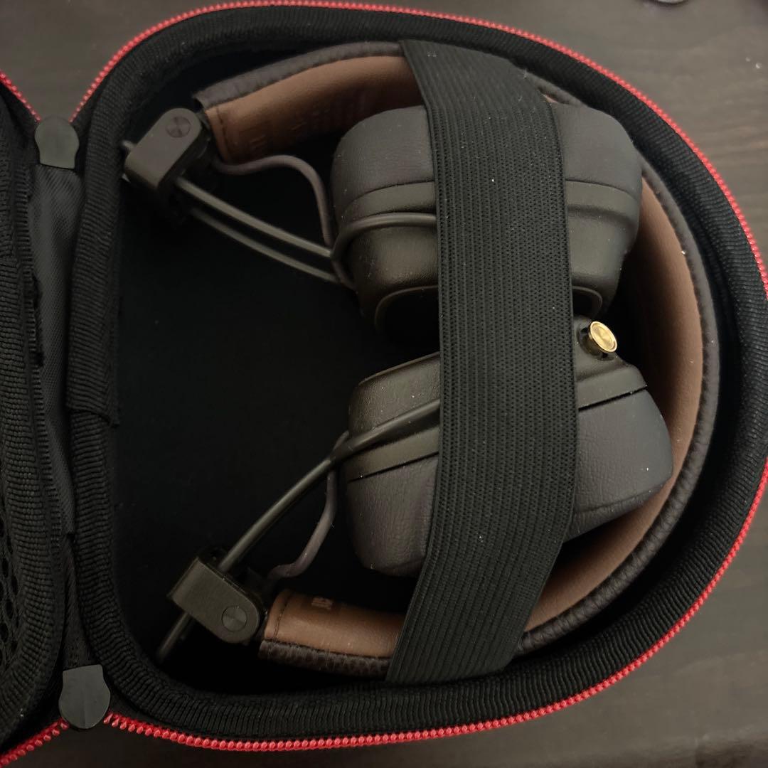 MarshallMAJORIVブラウン 収納ケース 充電ケーブル 有線変換コード