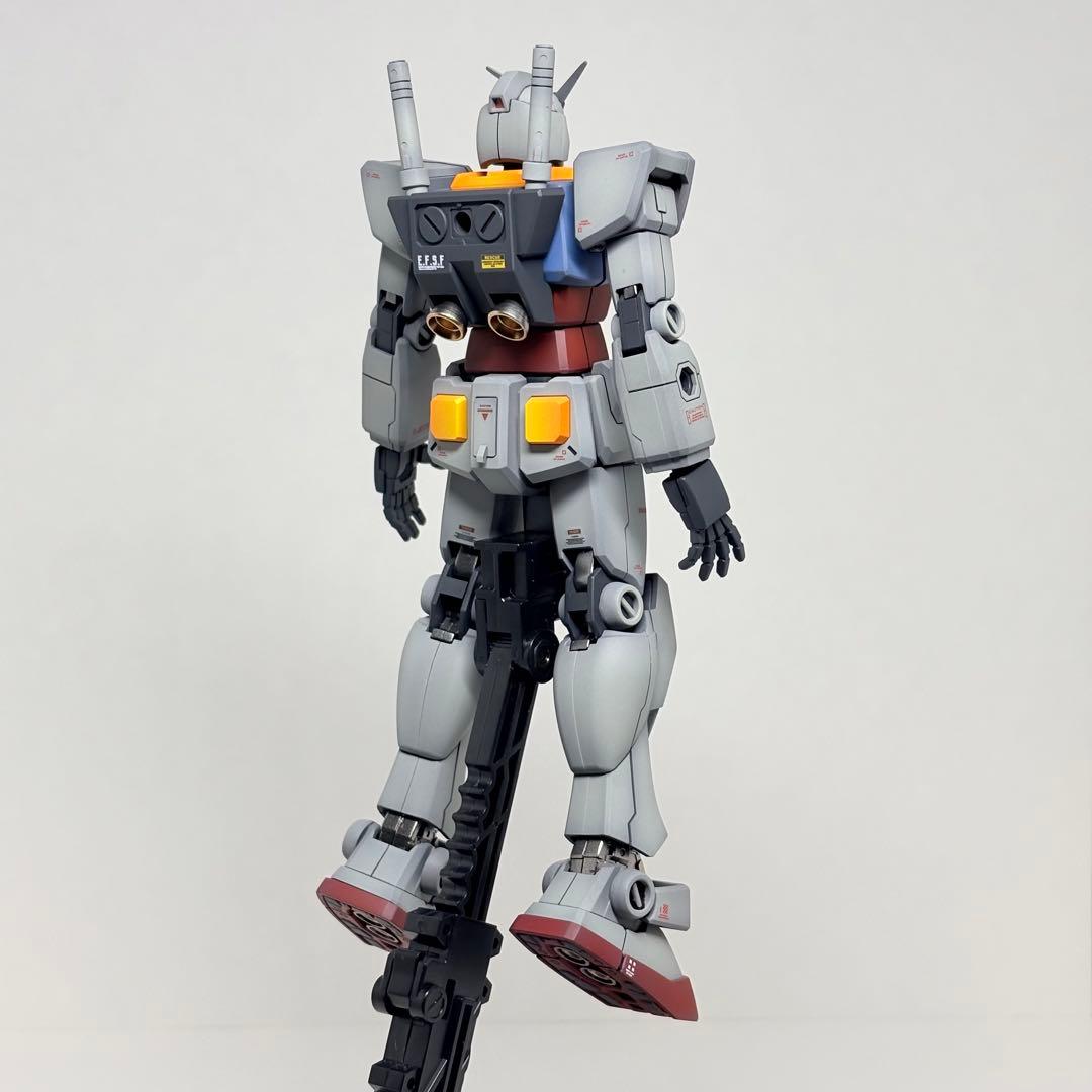 HG 1/144 RX-78-2 ガンダム　リバイブ　完成品