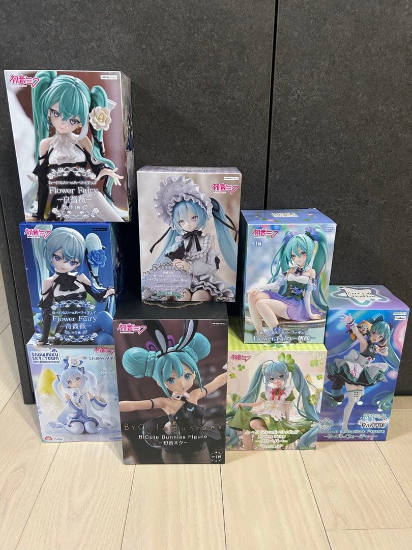初音ミク フィギュア 8体セット（ヴィンテージドール、青薔薇、白薔薇等）