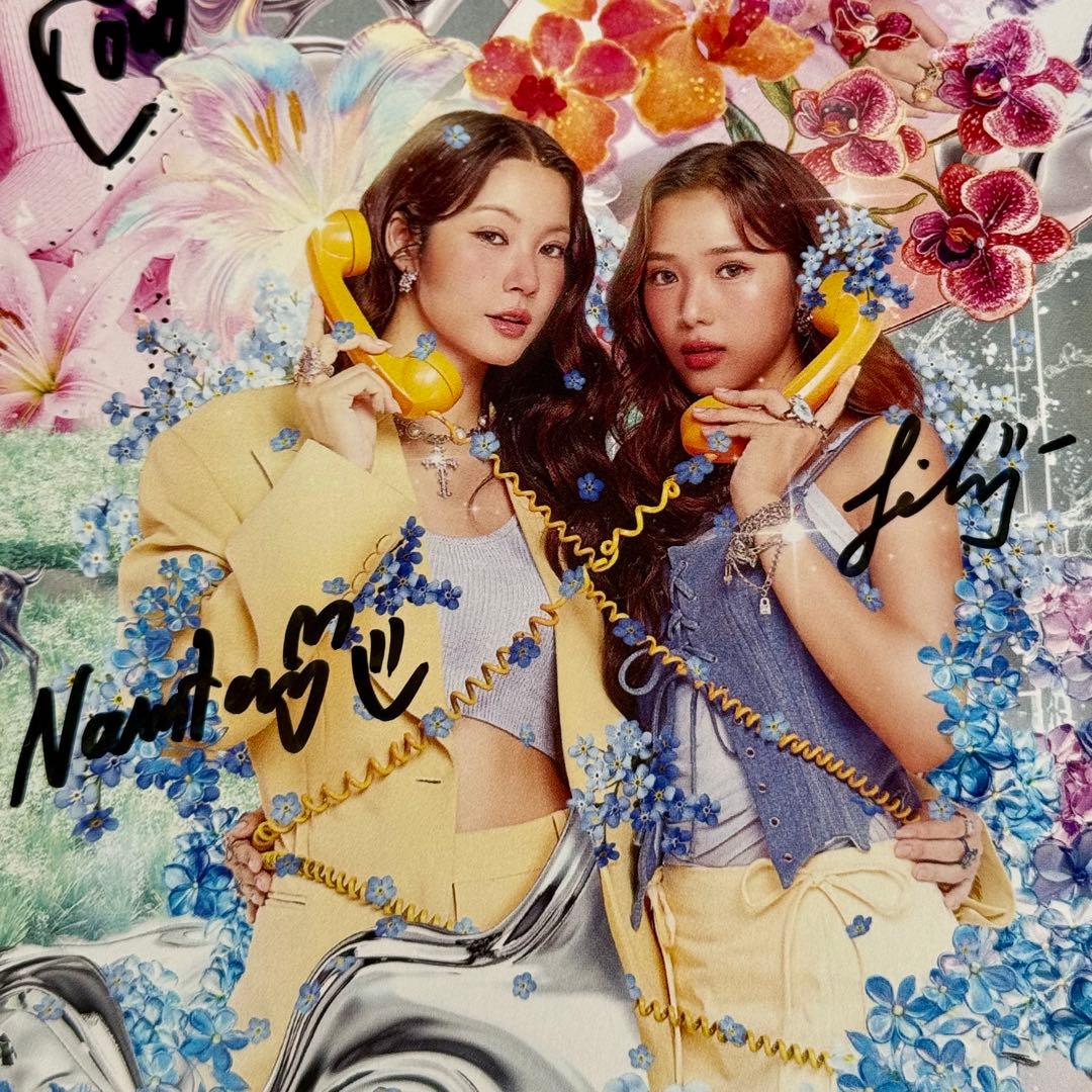 Blush Blossom Fan Fest サインポスター1枚