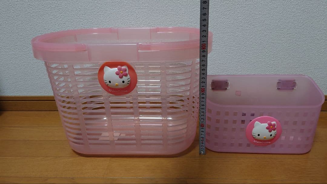 セット ハローキティ ランドリーバスケット　マグネットバスケット　クリアピンク