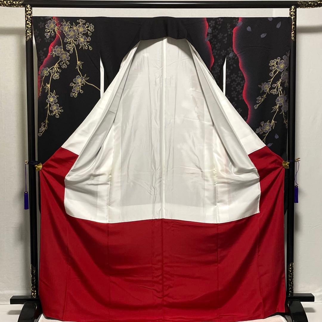 D845 振袖　一蔵コレクション　金駒刺繍　黒地　正絹　着物　袷　極美品