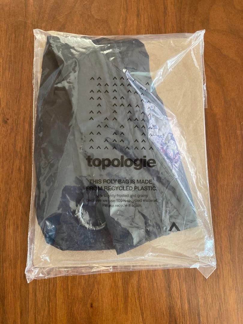 トポロジー　topologie Scrunchie Pocket Sling