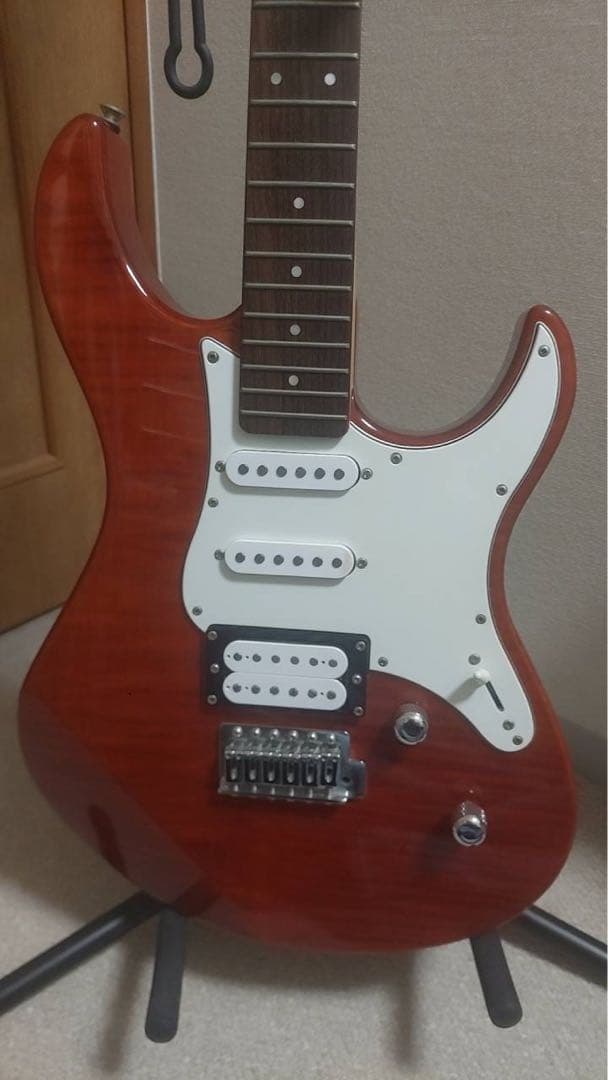 エレキギター レッド 3ピックアップ