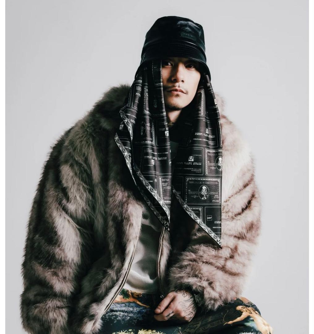 〈BREATH/ブレス〉BLACK CARD SILK SCARF 完売品