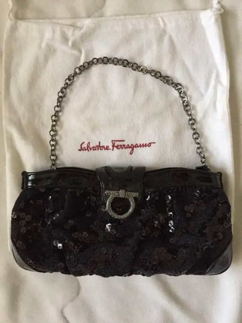 フェラガモ パーティーバッグ