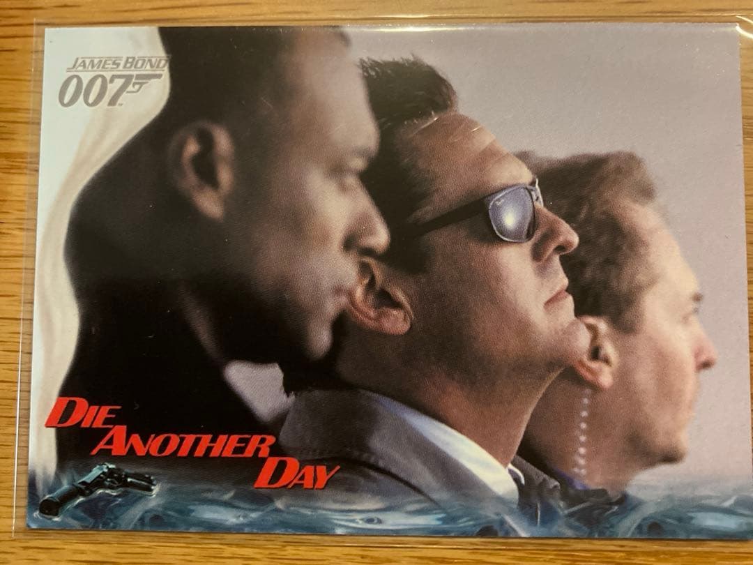 007 ダイ•アナザー•デイ　トレカ　9枚セット