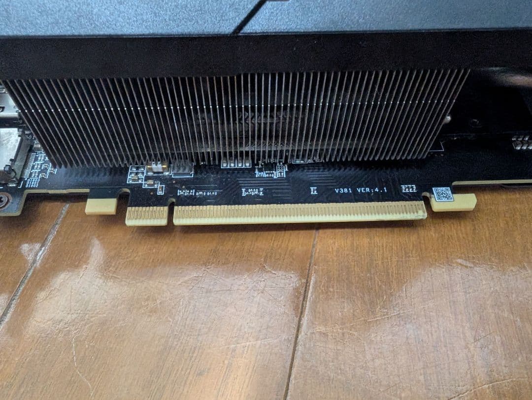 MSI Radeon RX 5600 XT　グラフィックボード