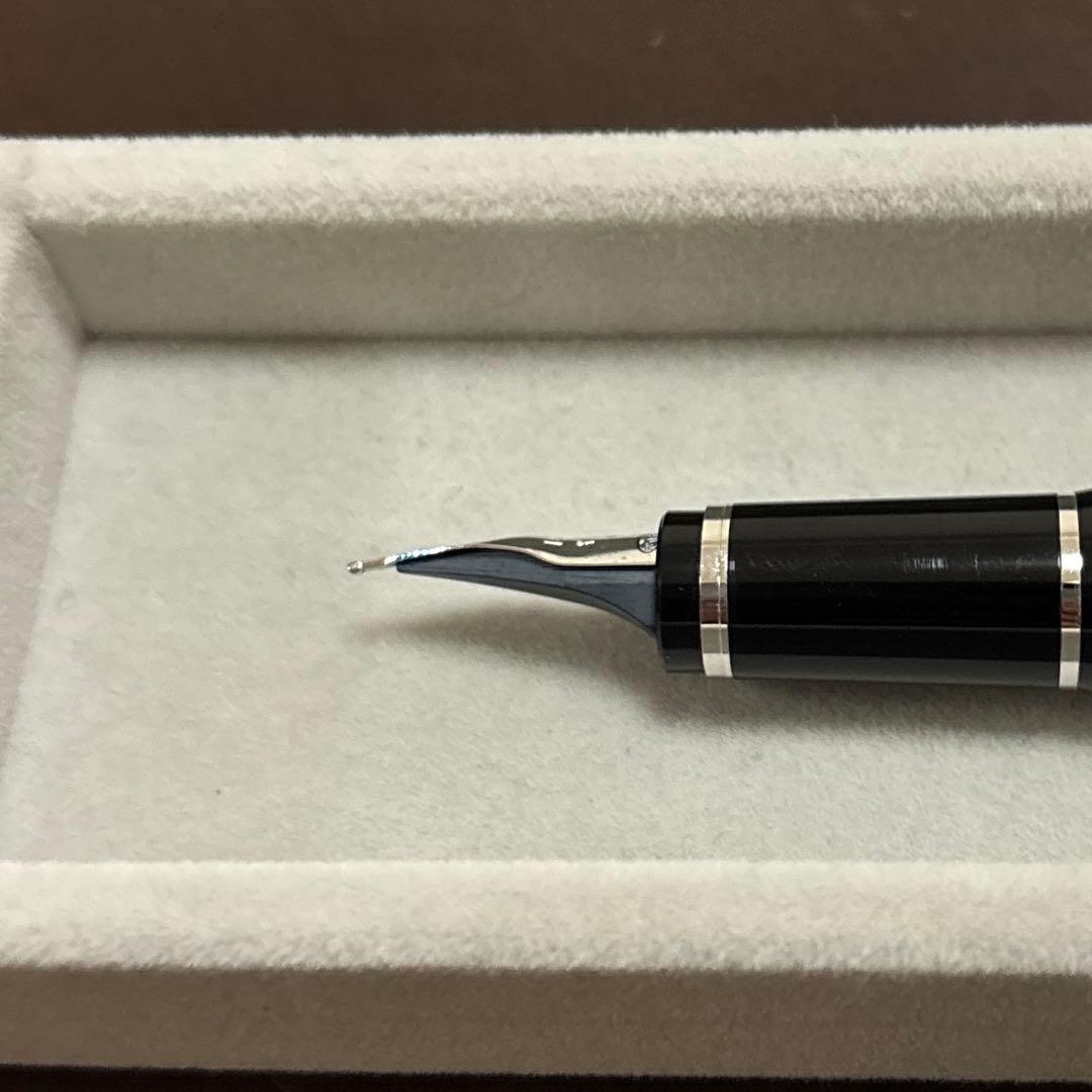 パイロット　エラボー　金属軸　ブラウン　万年筆 中字軟