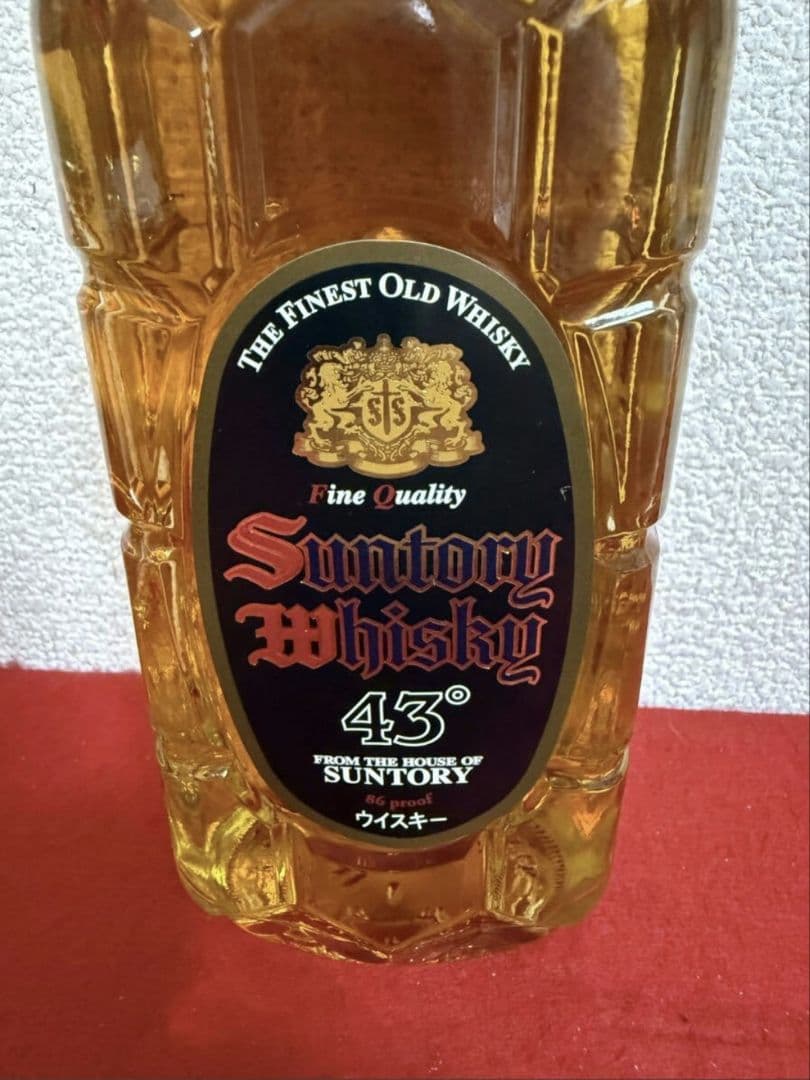 黒角　サントリー　ウイスキー 700ml 43% 終売　角瓶　黒