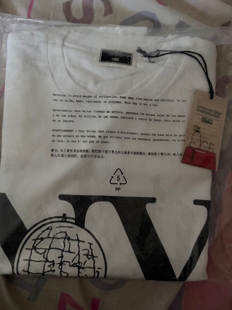 Kith for Peanuts NY TO THE WORLD Tシャツ