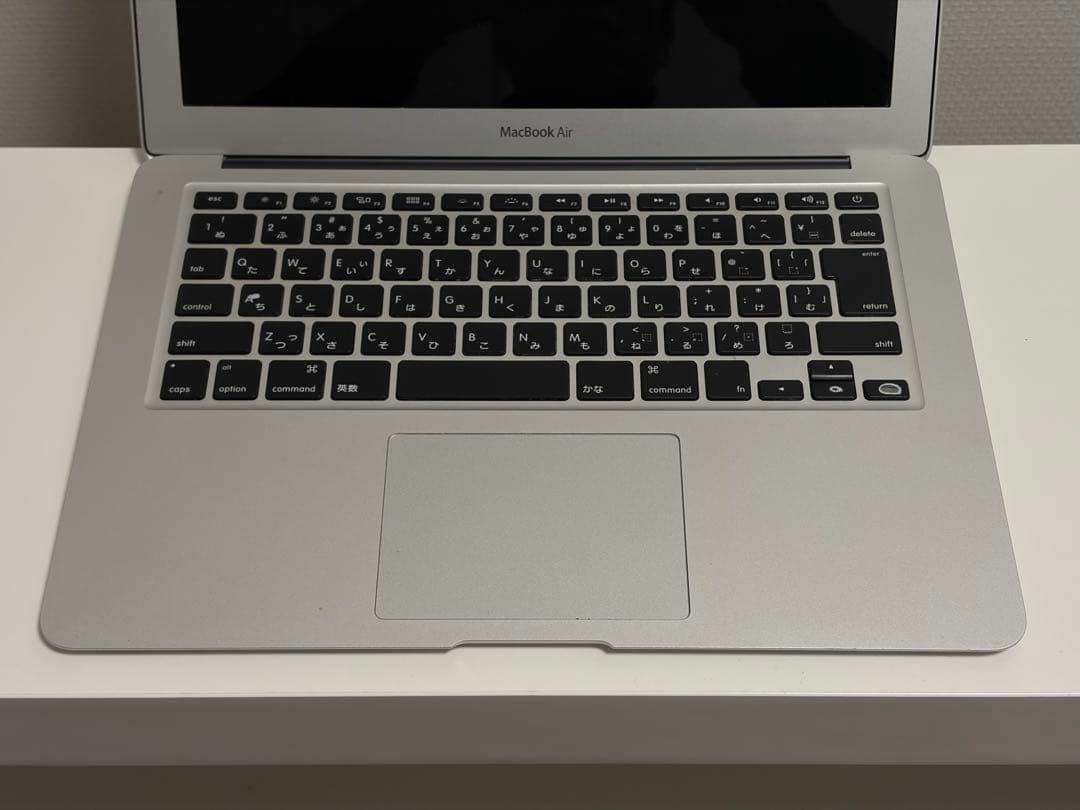 MacBook Air 2017 13インチ メモリ8GB 純正充電器付 訳あり