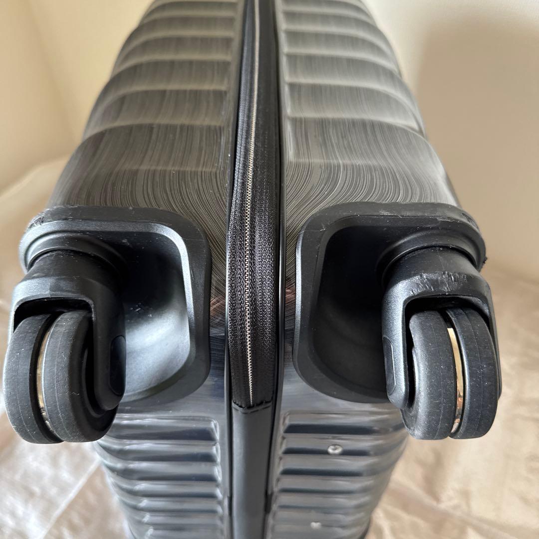 TUMI / トゥミ 19 Degree コンパクトキャリーオン