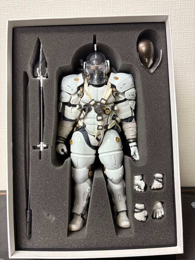 LUDENS 1/6スケール フィギュア