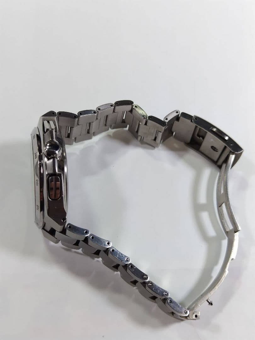 シチズン　アテッサ　エコドライブ　クロノグラフ　電波時計　軽量スーパーチタン