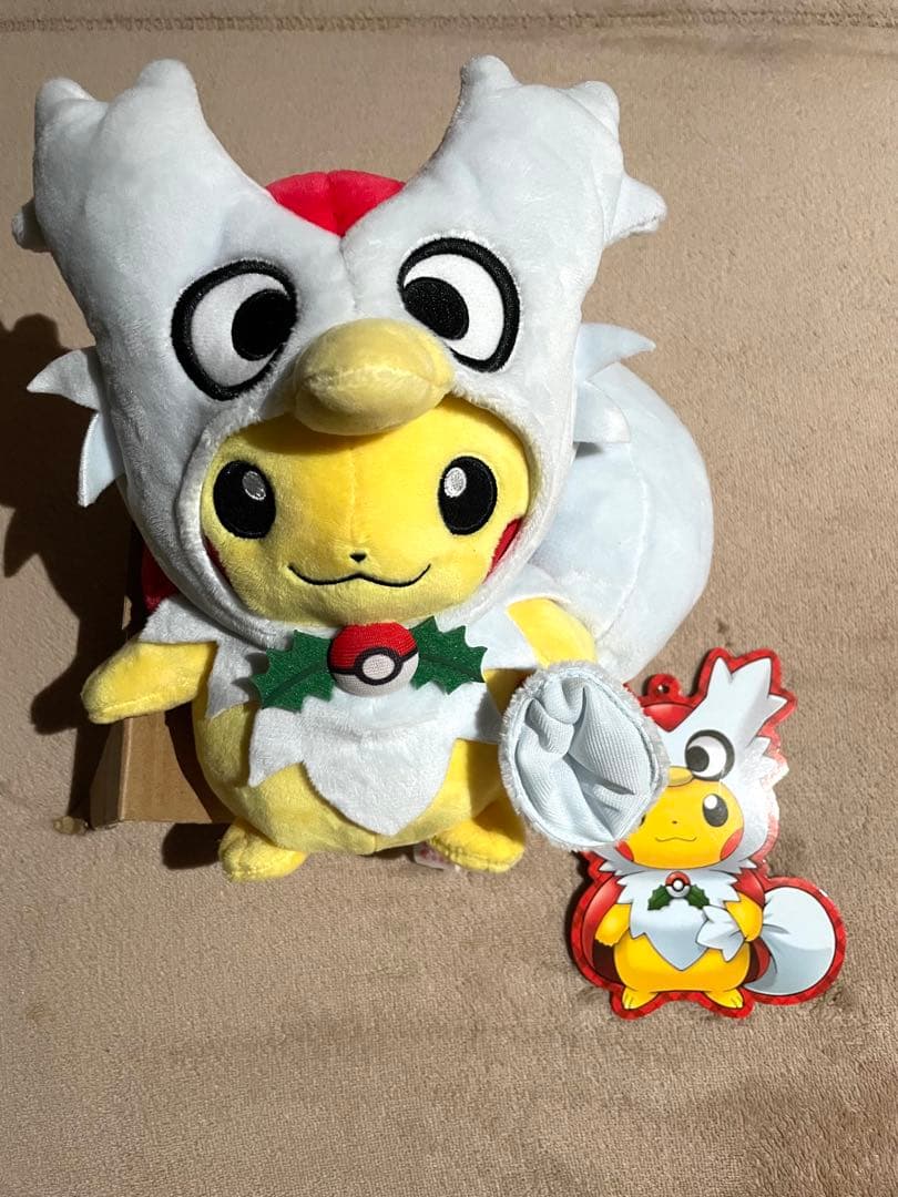デリバードのポンチョを着たピカチュウ ぬいぐるみ 2016 ポケモンセンター