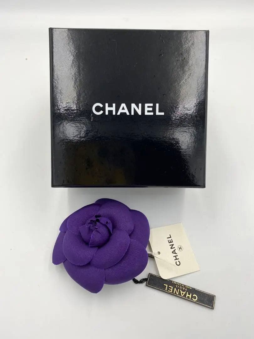 【新品未使用】CHANELシャネルカメリアブローチ