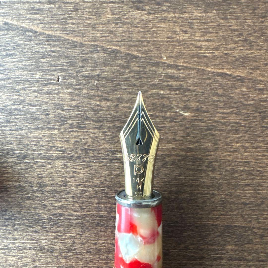 万年筆　セルロイド金魚