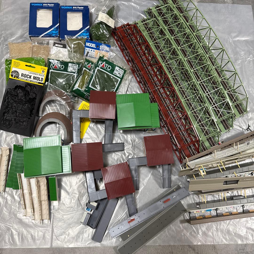 ［ジャンク］鉄道模型　Nゲージ　ストラクチャー　大型トラス橋他　大量　まとめ