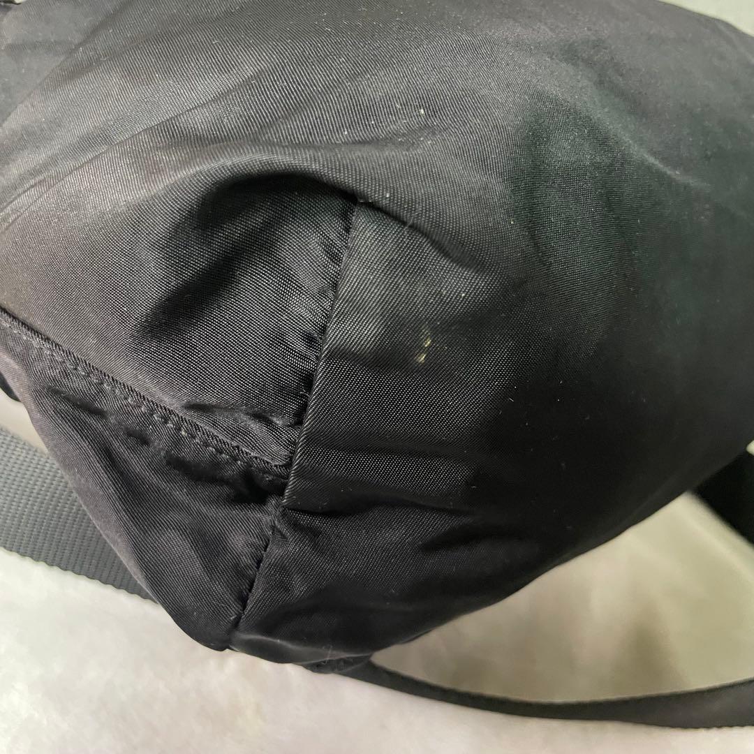 PRADAプラダ 三角ロゴ　ショルダーバッグ　カード付き