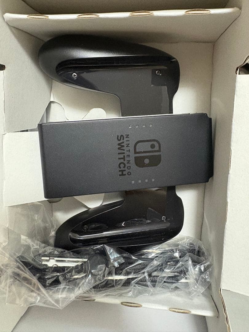 「美品値下げ」 Nintendo Switch Joy-Conは赤&赤組み合わせ