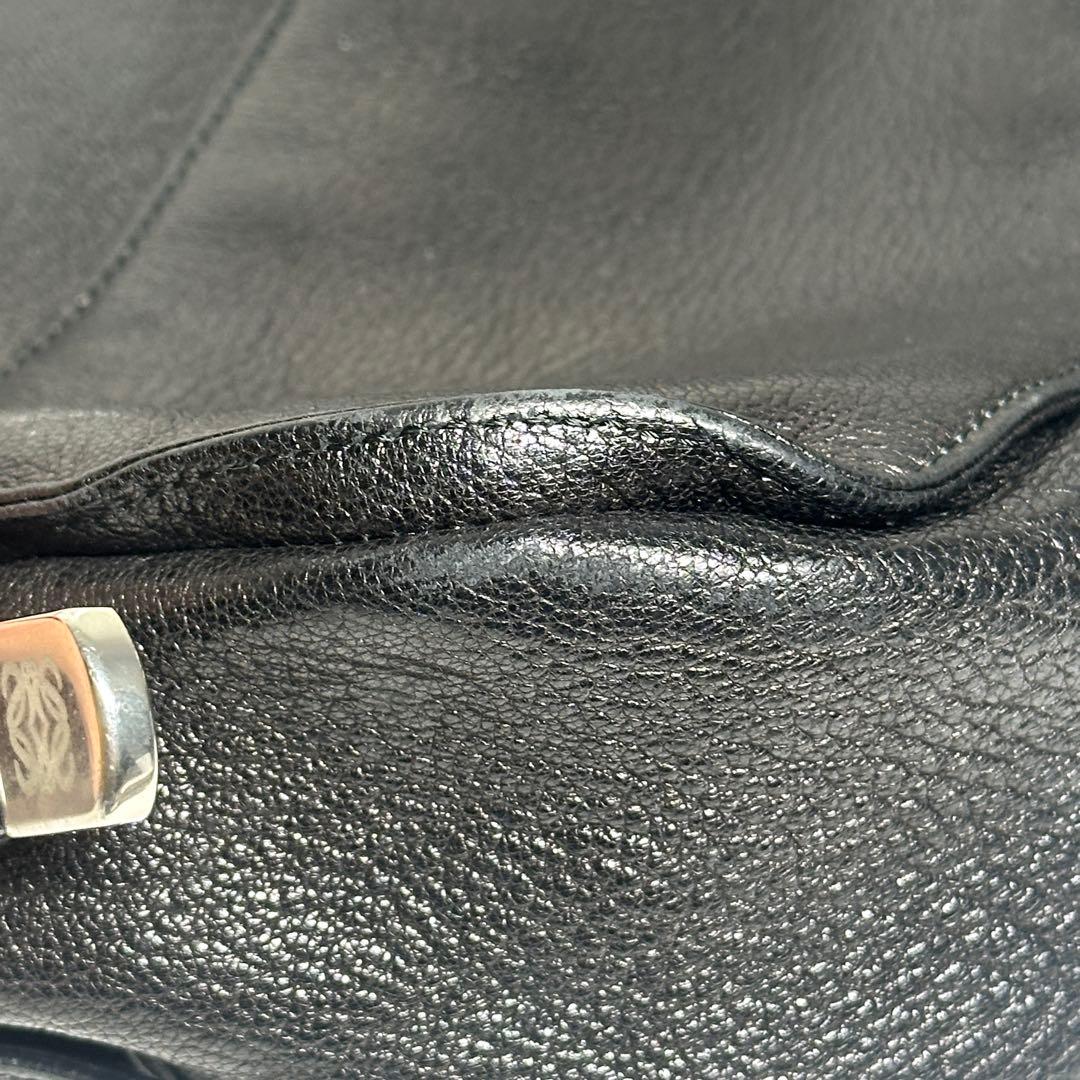 LOEWE ロエベ アナグラム スタッズ レザー ショルダーバッグ ブラック