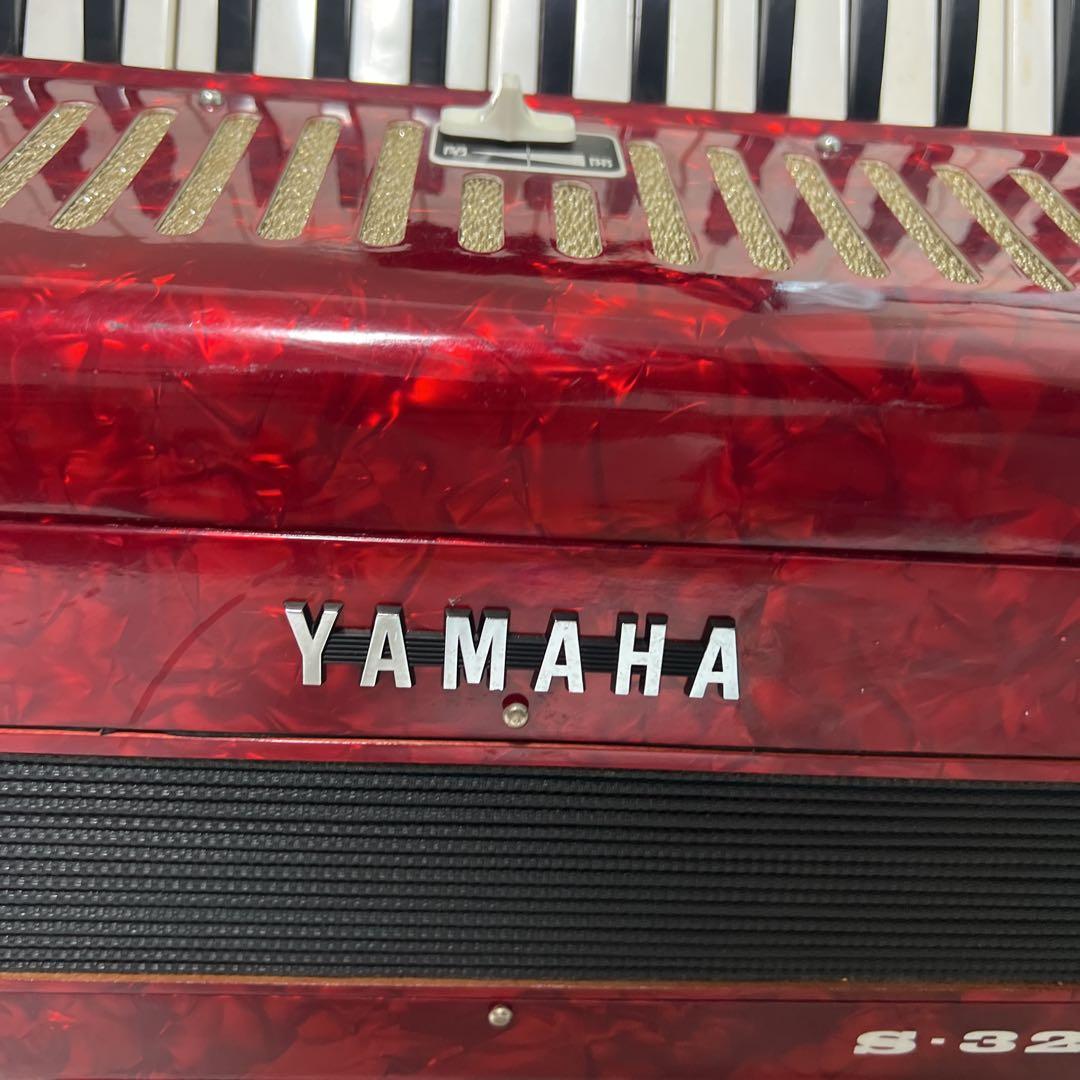 YAMAHA ヤマハ S-32 アコーディオン 赤