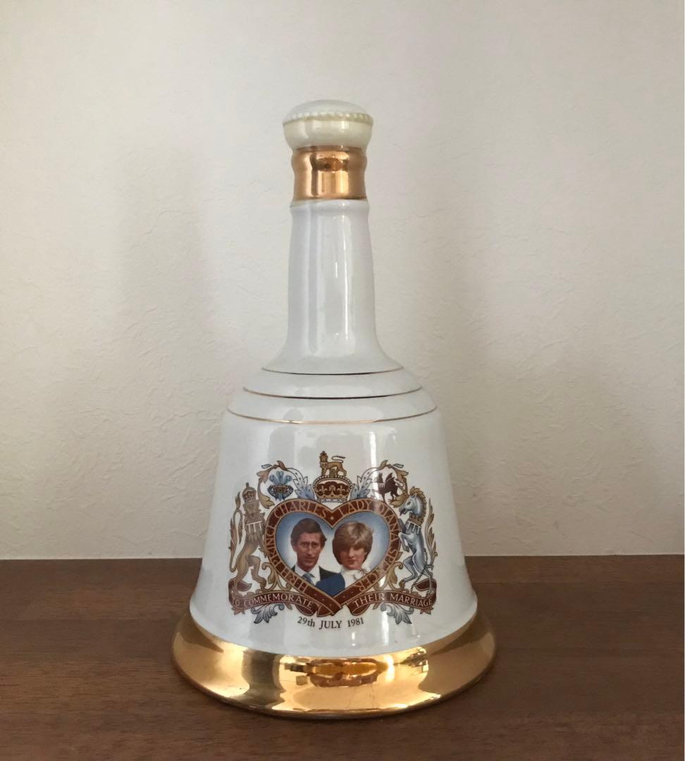 BELL'S　スコッチウイスキー　チャールズ皇太子　ダイアナ妃　ご成婚記念ボトル