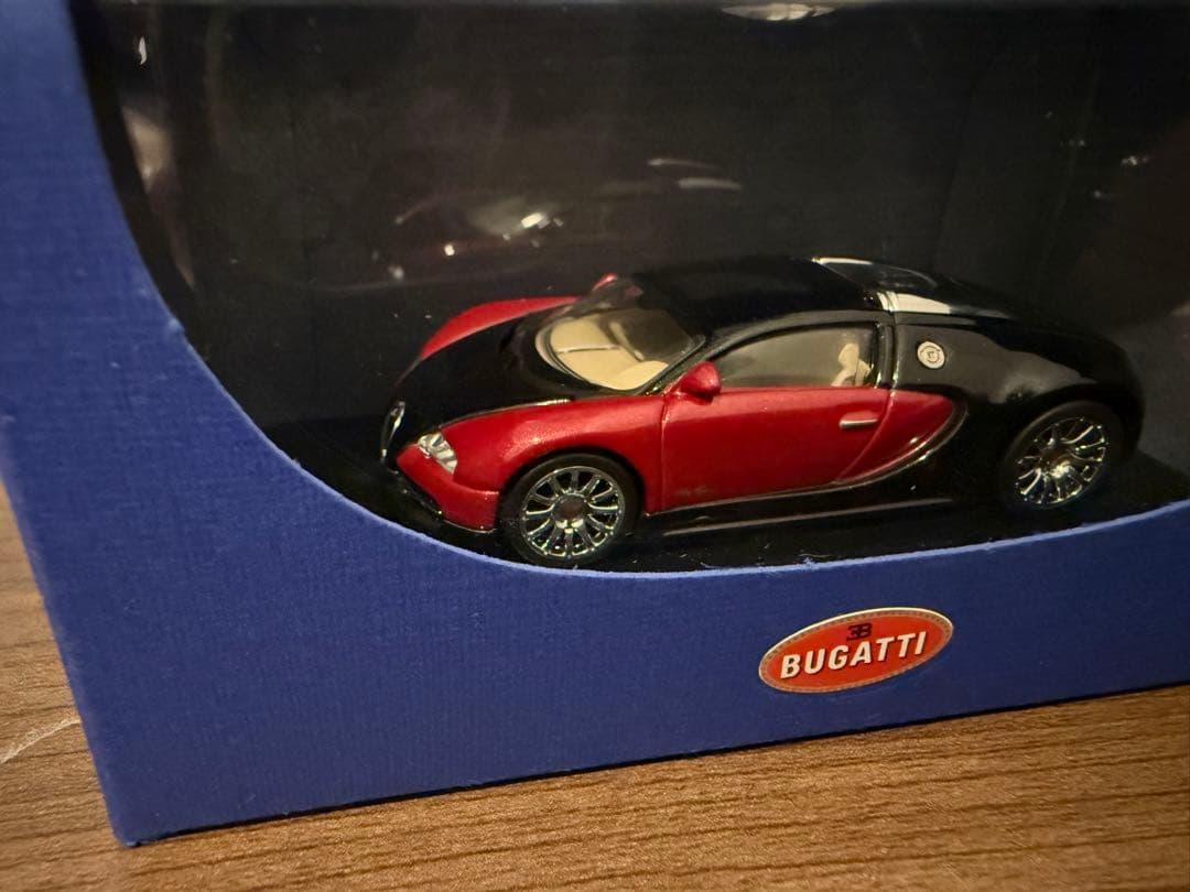 AUTO ART 1/64 ブガッディ　ヴェイロン16.4