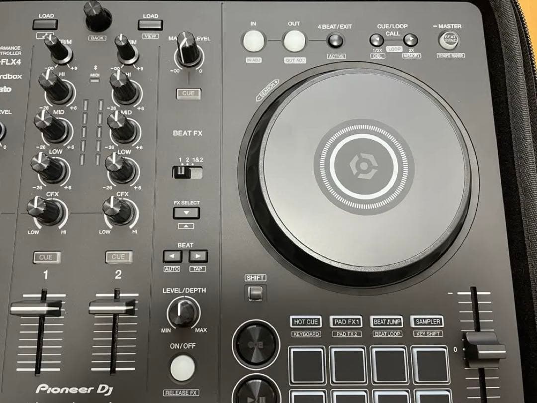 価格値下　ほぼ新品　Pioneer DJ DDJ-FLX4本体+専用ケース
