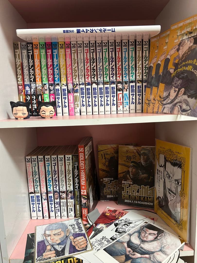 ゴールデンカムイ 全巻 1〜30巻＋ゴールデンカムイ展グッズ等