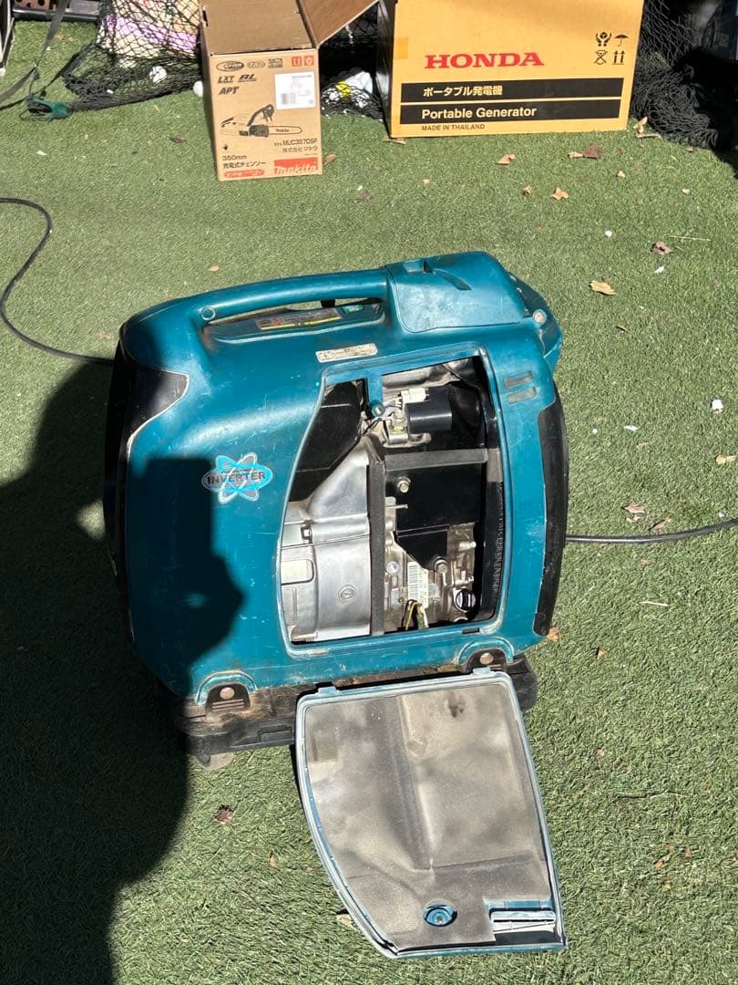 Makita インバーター発電機 G140IS マキタ