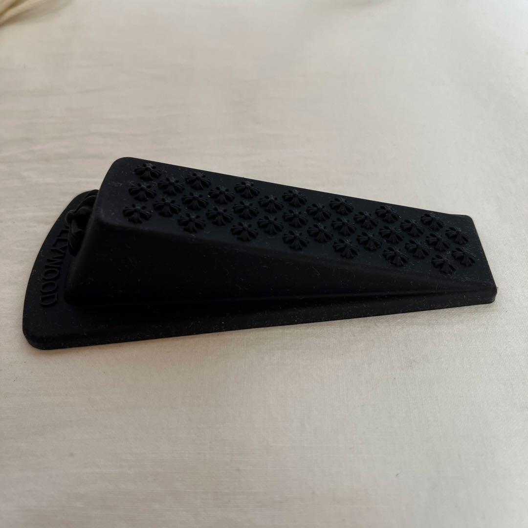 クロムハーツ 2024クリスマスノベルティ ラバードアストッパー