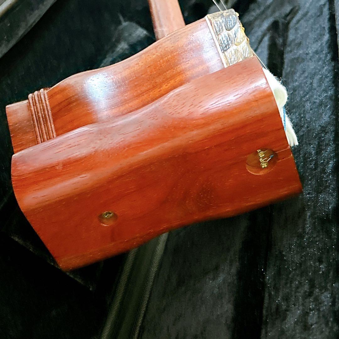二胡 紅木 彫刻 蛇皮 民族楽器 弓 ケース