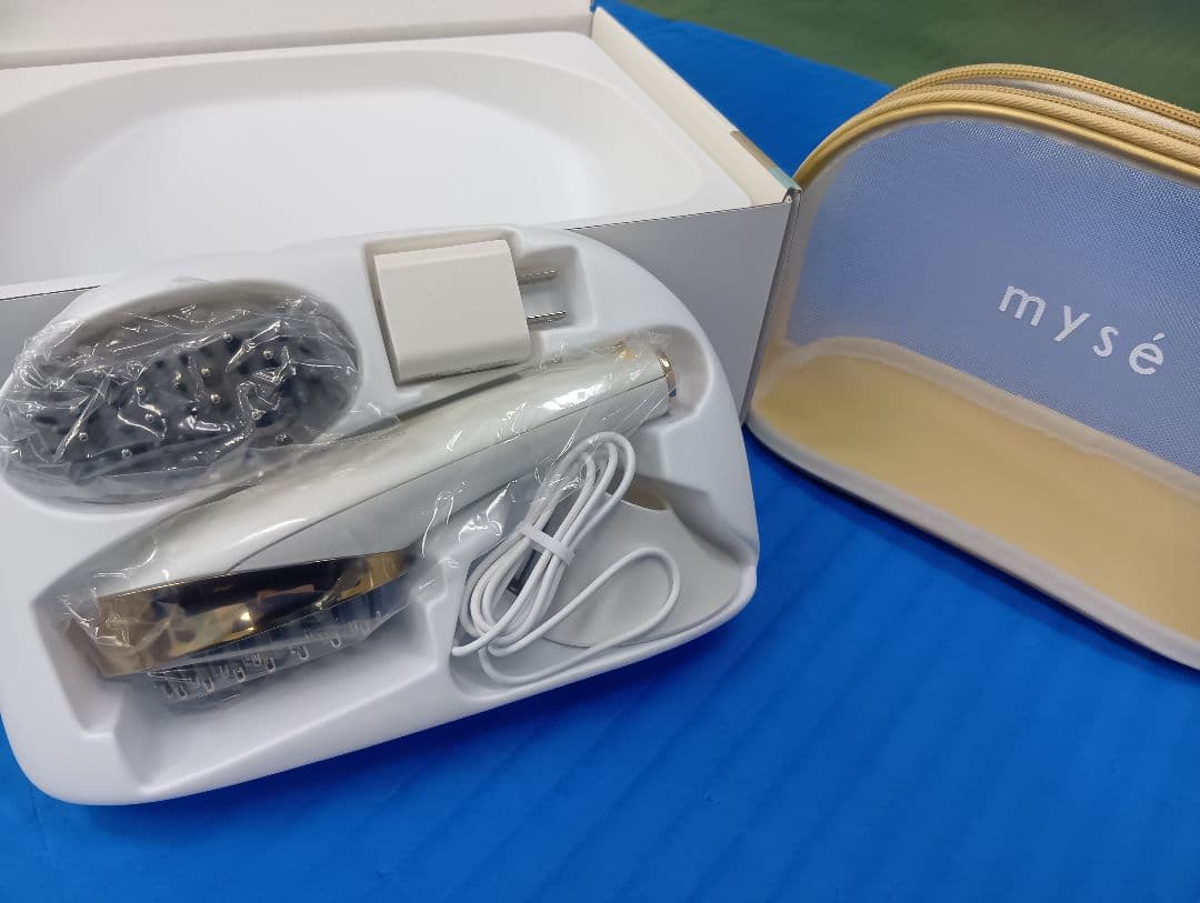 mysé 美顔器 ゴールド　美品。