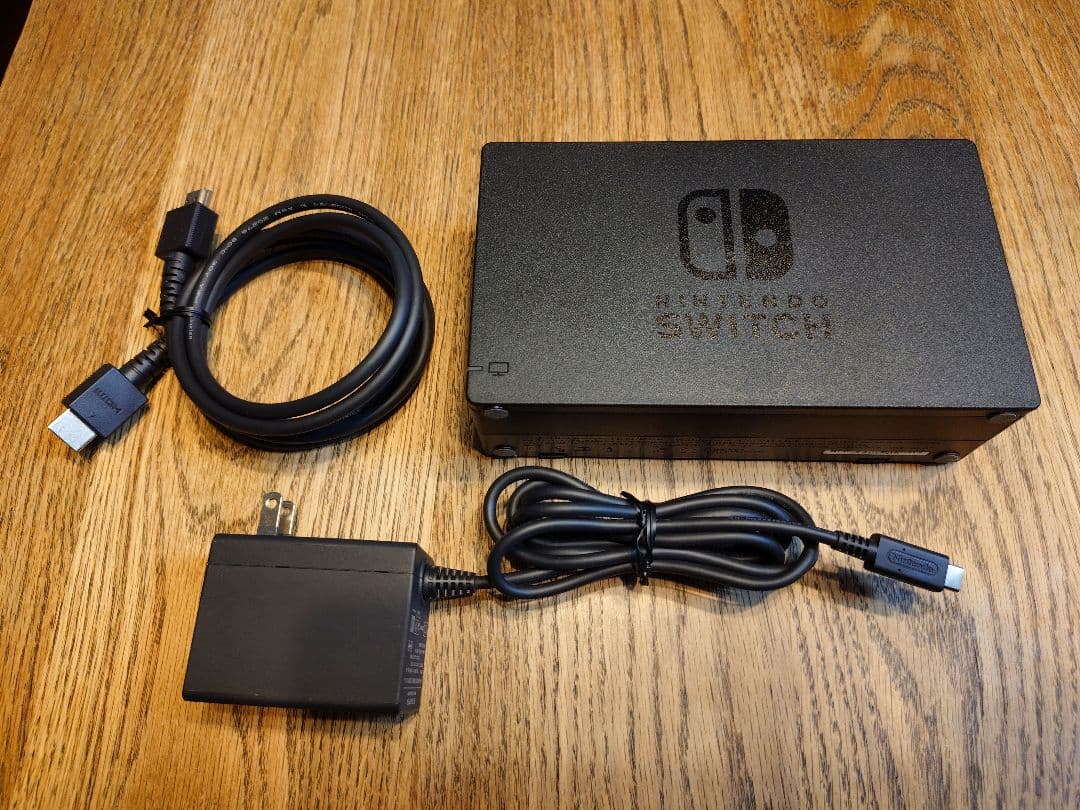 Nintendo Switch 本体 青/赤Joy-Con ワイヤレスホリパッド