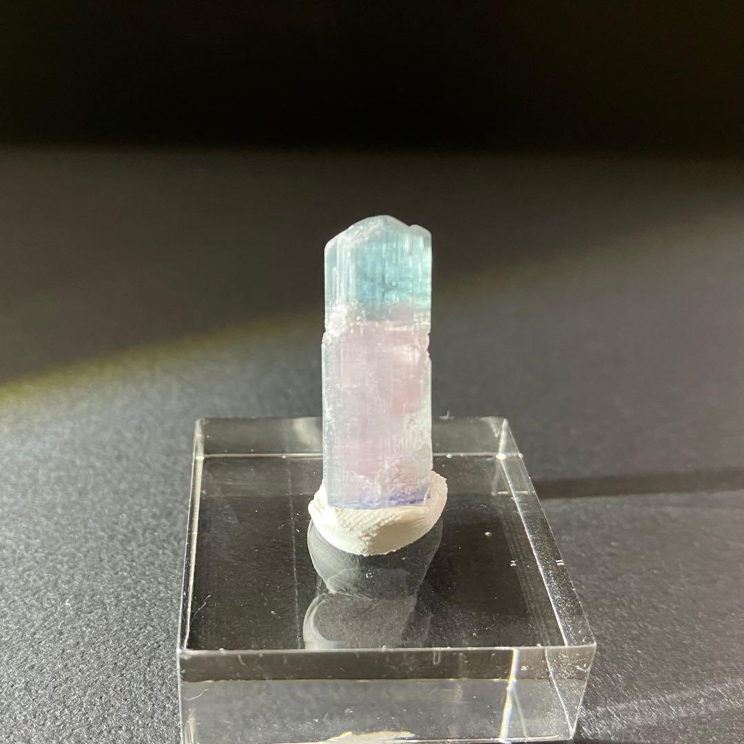 バイカラートルマリン　アフガニスタン　ブルーキャップ&ピンク　鉱物標本　原石