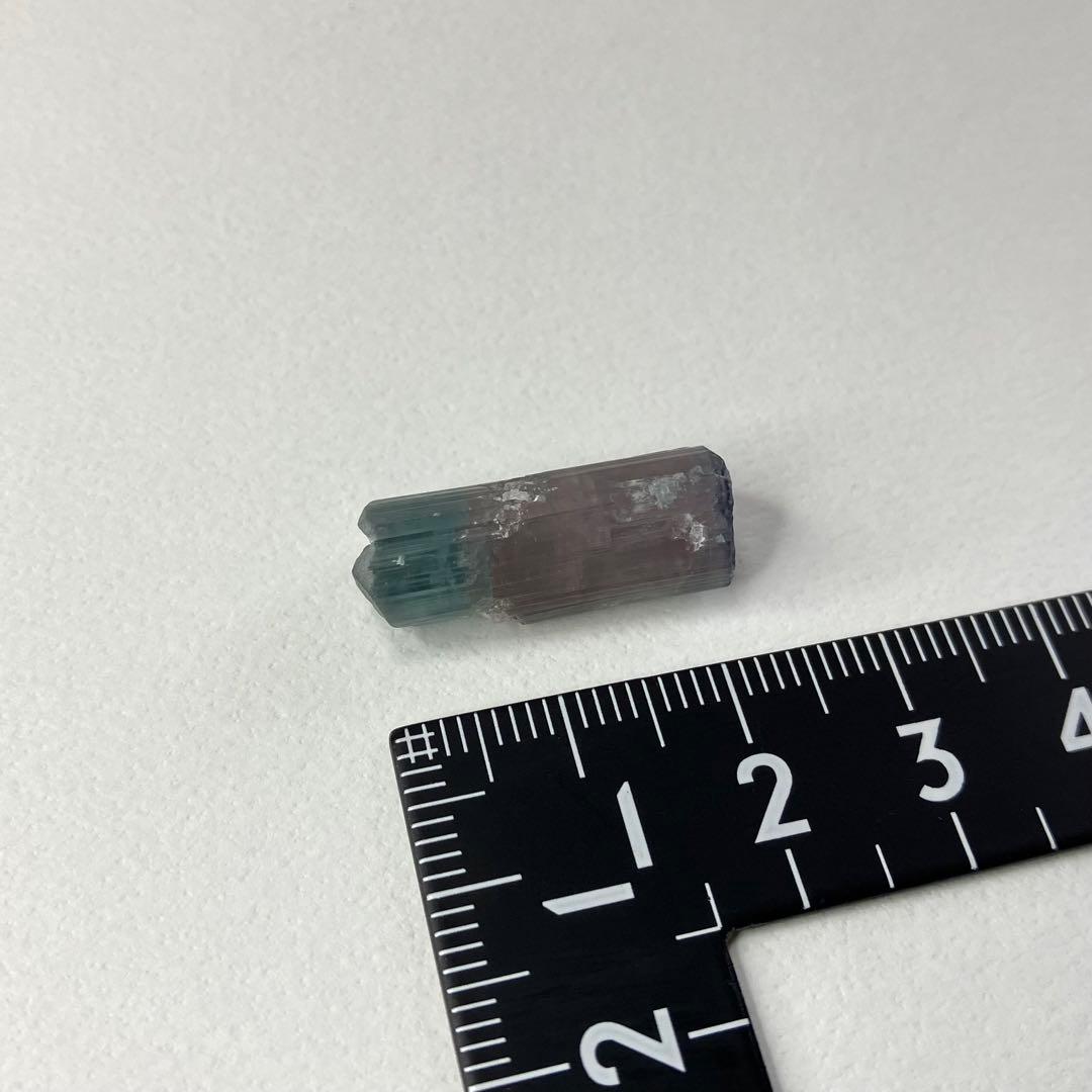 バイカラートルマリン　アフガニスタン　ブルーキャップ&ピンク　鉱物標本　原石