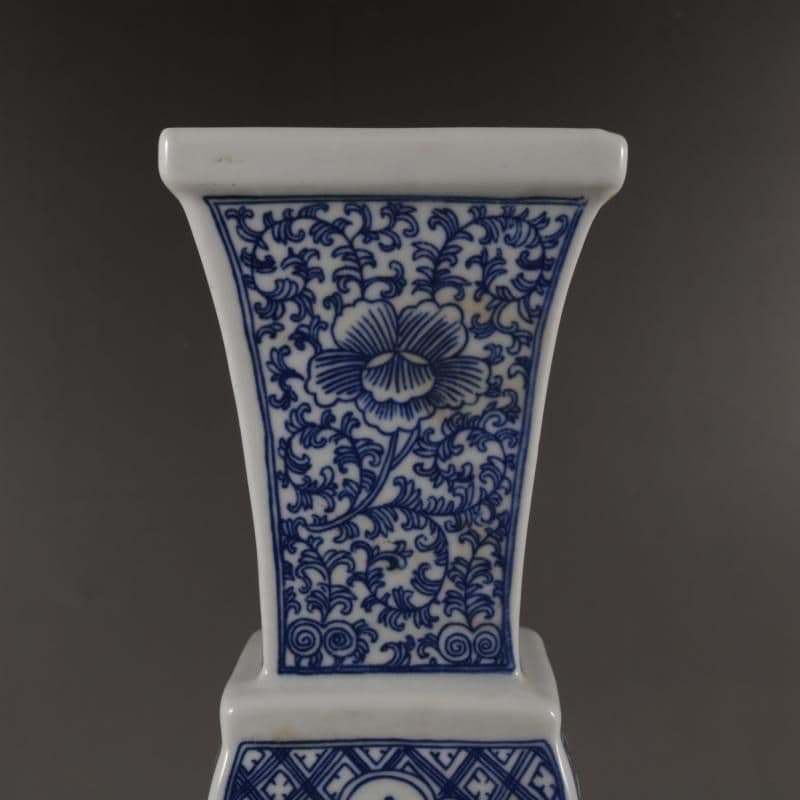 青花四方花觚(そう)青花磁  工芸品 美術品 置物