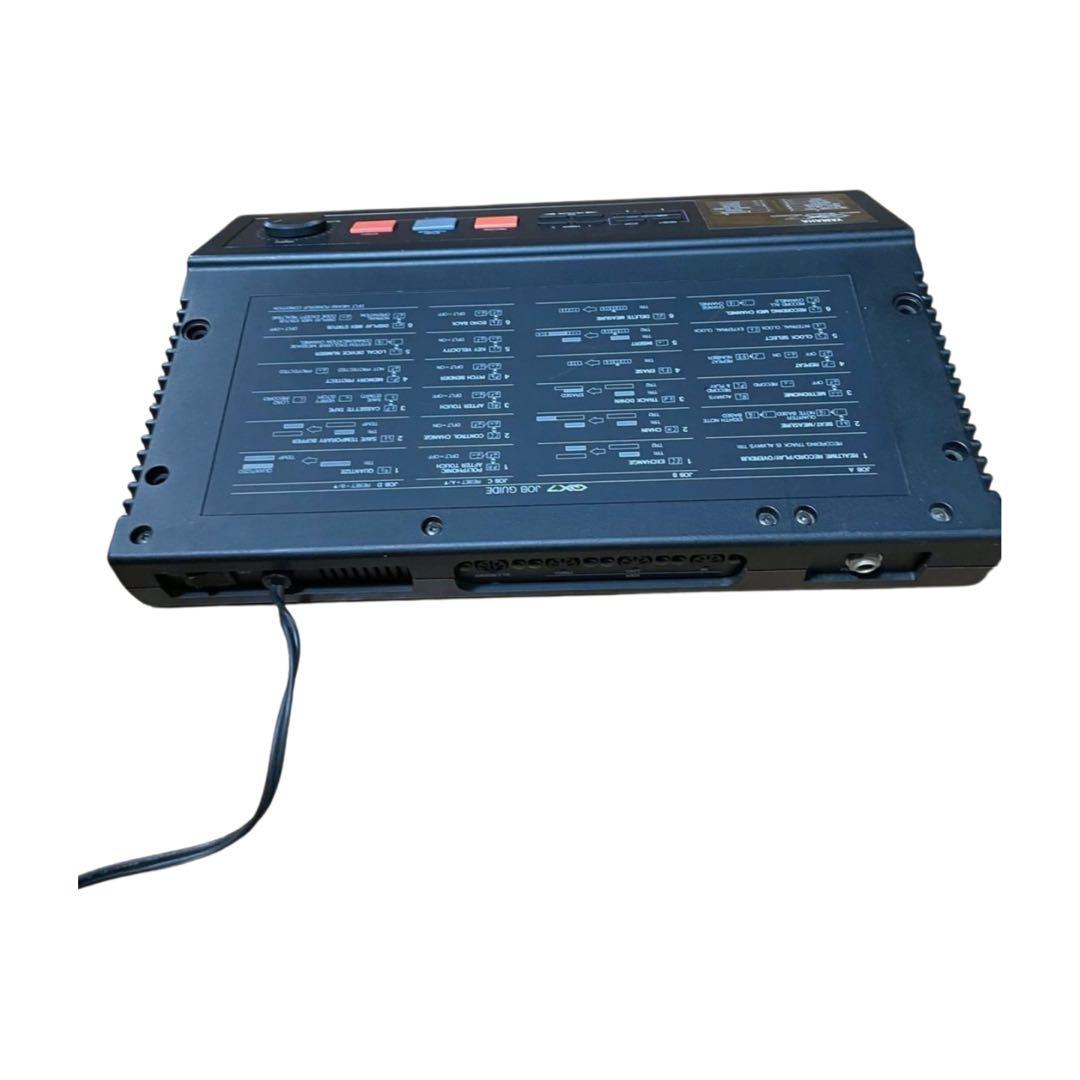 YAMAHA QX7 デジタルシーケンサー 通電確認済 本体 電源ケーブル一体型