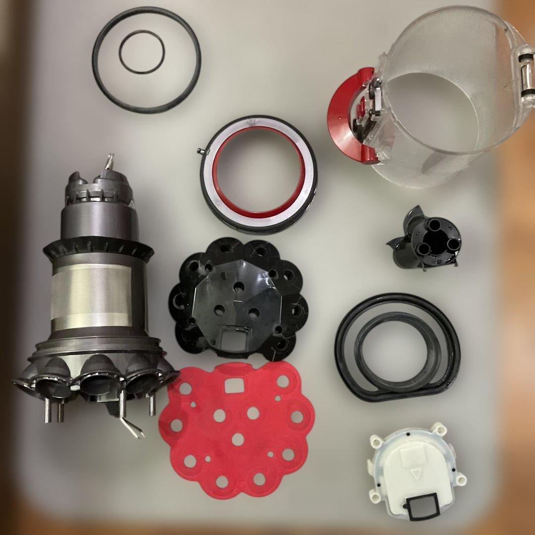 25.『美品』Dyson Digital Slim Fluffy SV18