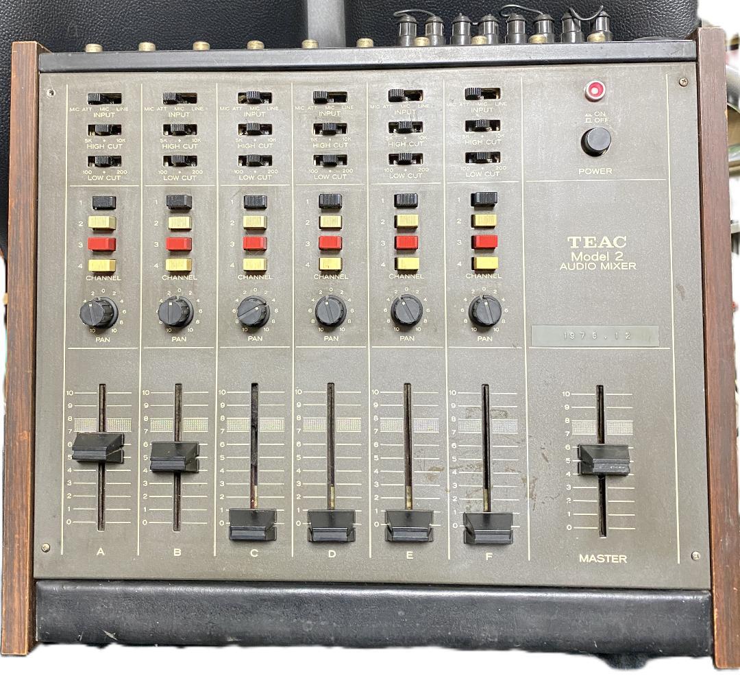 配信機器・PA機器・レコーディング機器 TEAC Model-2 Audio Mixer